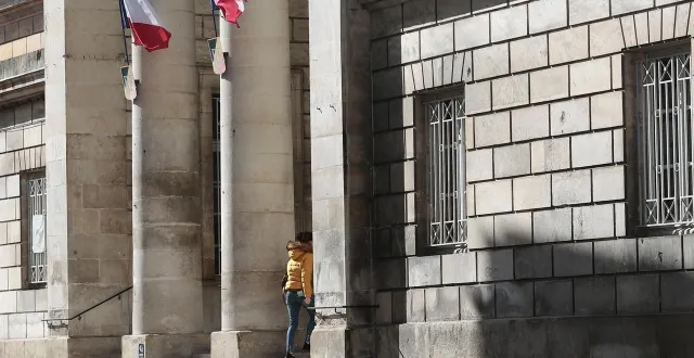 photo  le prévenu a été jugé ce lundi 16 mars 2026 à niort.  &copy;  illustration co - benoit felace 