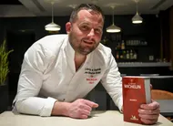 photo  jean-sébastien monné, seul chef étoilé de la sarthe, n’a pas été distingué de l’étoile verte ce mois de mars 2026. 
