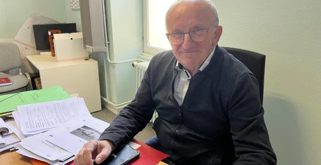 photo  régis bourneuf, vainqueur d’une courte tête lors des élections municipales du 15 mars 2026, sera réélu maire de tuffé-val-de-la-chéronne ce vendredi 20 mars.  &copy;  le maine libre 