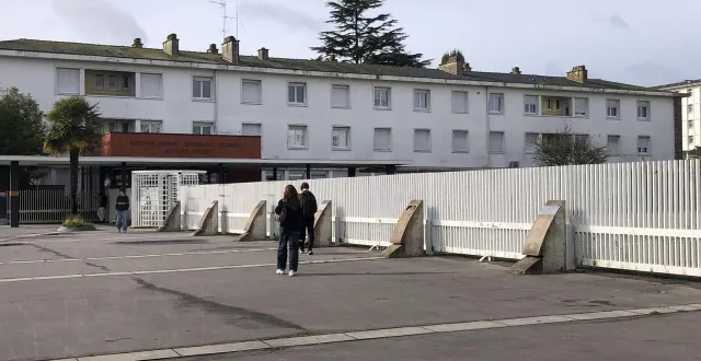 photo  vendredi 13 mars, un élève en classe de seconde a été violemment agressé par plusieurs individus dans l’enceinte du lycée aristide briand, à saint-nazaire (image d’archives, datant de 2024).  &copy;  archives ouest-france 