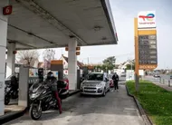 photo  sur un litre de gazole à 1,90 €, la marge nette des distributeurs, la seule sur laquelle ils puissent agir, n’est que de 1 à 3 centimes, selon les stations. 