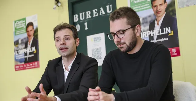 photo  en fin de matinée, lundi 16 mars 2026, au lendemain du premier tour des élections municipales, rudy l’orphelin, ici à gauche au côté de son colistier communiste allan bertu dans le qg de campagne de caen la ville nous rassemble, est revenu sur l’impossibilité d’un accord pour le second tour avec la liste de la france insoumise.  &copy;  charles bury / ouest-france 