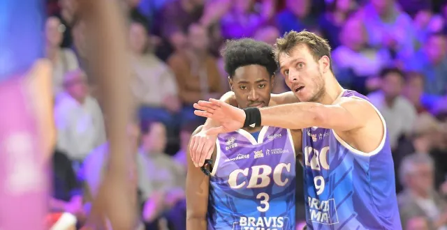 photo  les caennais ont un mal fou à produire du jeu durant 40 minutes.  &copy;  guillaume marie 