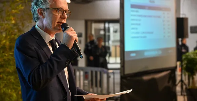 photo  angers, dimanche 15 mars 2026. christophe béchu est arrivé en tête à angers avec 49,48 % des voix.  &copy;  co - laurent combet 