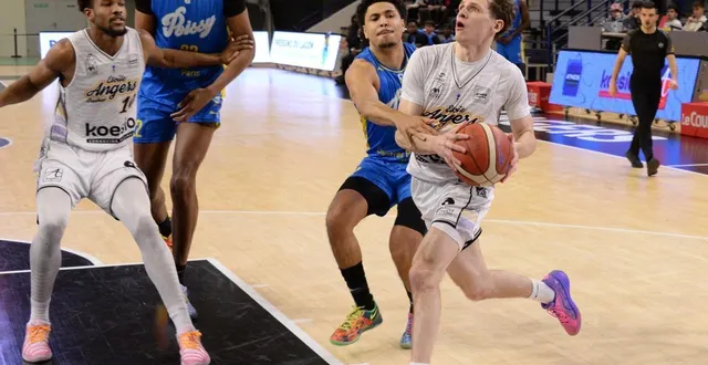 photo  dalil hadi.  &copy;  co - jérôme hurstel 