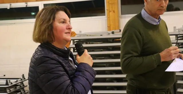 photo  cendrine foucher-chazé et philippe toussaint au moment des résultats.  &copy;  ouest-france 