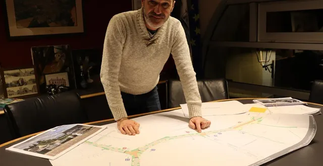 photo  anthony mussard avait fait le choix de rentrer très tard dans la campagne des élections municipales préférant préserver son action municipale. un choix payant puisqu’il a battu franchement catherine paineau, déjà défaite en 2020.  &copy;  ouest-france 