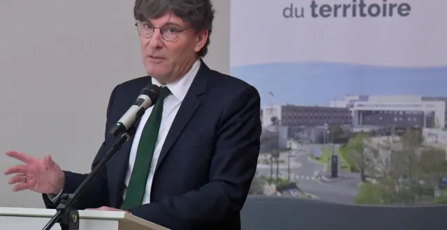 photo  bruno faulconnier, directeur des hôpitaux de niort et nord deux-sèvres, représentera ces établissements au sein de ce groupement de coopération sanitaire.  &copy;  archives co-marie delage 