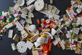 photo  près de cinq millions de pièces de lego® se sont déversées dans la manche en 1997. 