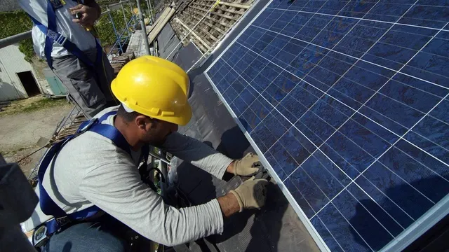 photo info Énergies renouvelables : les dispositifs de soutien doivent être mieux maîtrisés par l’État, estime la Cour des comptes 