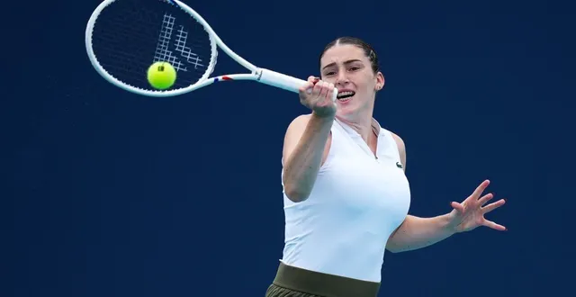 photo  elsa jacquemot a battu difficilement la tchèque darja vidmanova lors du premier tour du tournoi wta 1000 de miami, mardi 17 mars.  &copy;  rich storry/getty images via afp 