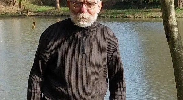 photo  didier dangeul est le nouveau garde du plan d’eau communal.  &copy;  le maine libre 