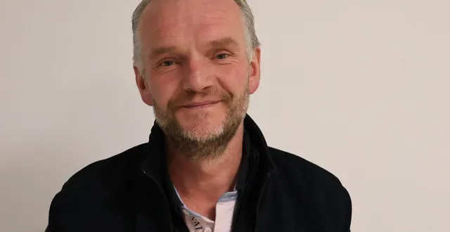 photo  martial brillet envisage un travail de verdissement de l’agglomération et souhaite faire de carbay, un bourg accueillant et agréable.  &copy;  ouest-france 