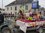 photo  chaque année, les écoles rivalisent de créativité pour décorer son char. 