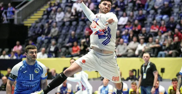 photo  le français ludovic fabregas en action lors du match du championnat d’europe de handball masculin 2026 entre l’ukraine et la france à baerum, en norvège, le 17 janvier 2026.  &copy;  epa/stian lysberg solum/maxppp 