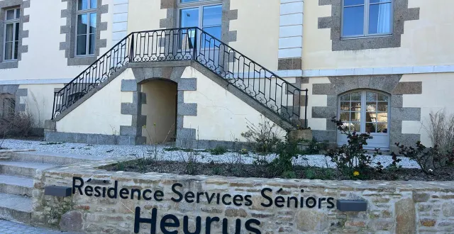 « On abandonne nos personnes âgées » : à Vitré, cette résidence-services liquidée, résidents et salariés doivent partir