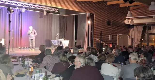 photo  en 2025, la soirée spectacle avait réuni beaucoup de monde.  &copy;  ouest-france 