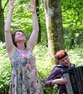 photo  annick cébron et étienne boisdron.  &copy;  doc. remis 