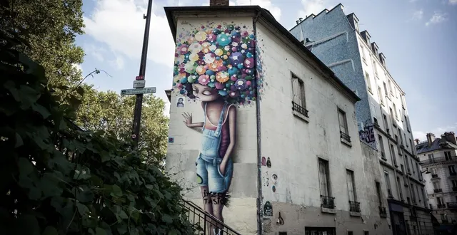 photo  réalisée en 2017 à paris, la fresque « la baguenaude de valmy » est l’une des plus connues de vinie graffiti.  &copy;  hans lucas via afp 