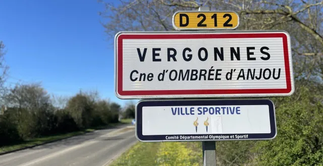 photo  à vergonnes, sur les 106 habitants ayant participé au vote (sur 233 inscrits), 44 ont déposé un bulletin nul et six ont été comptabilisés comme vote blanc.  &copy;  ouest-france 