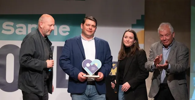 photo  la minoterie trottin a été récompensée lors de la première édition de la sarthe innove, en avril 2025, dans la catégorie « création, reprise, transmission ». le trophée avait été remis à vincent et claire trottin, par olivier porte, membre du directoire de ouest-france, sous les yeux de leur père, georges trottin.  &copy;  david ademas / ouest-france 