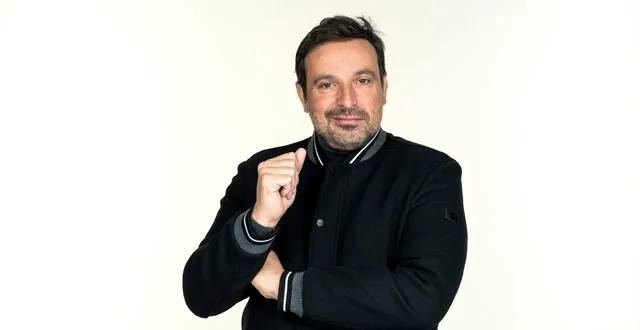 photo  le maire sortant de joinville-le-pont (val-de-marne) propose de baptiser l’un des espaces de l’école de musique et d’art au nom de bruno salomone (ici en 2024), décédé dimanche 15 mars 2026, à l’âge de 55 ans.  &copy;  damien grenon / photo12 via afp 