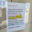 photo une affiche sur la devanture de la boulangerie la guérande annonce sa fermeture définitive.