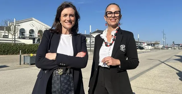 photo  la députée de loire-atlantique sandrine josso a répondu à l’invitation d’éloise favennec-bécot, juriste et ancienne enseignante à l’université de droit de laval (mayenne). elle a animé une conférence sur le thème de la soumission chimique.  &copy;  ouest-france 