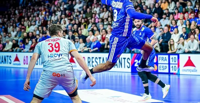 photo  les bleus de melvyn richardson se sont imposés à antarès.  &copy;  le maine libre - yvon loué 