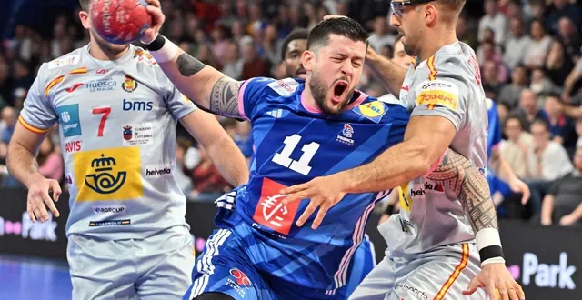 photo  nicolas tournat sait que son nouveau sélectionneur accorde beaucoup d’importance au jeu autour du pivot.  &copy;  jérôme fouquet/ouest-france. 