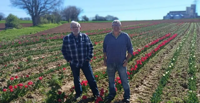 photo  jean-michel bobineau, secrétaire de l’association, et bernardguiochon, responsable de la production.  &copy;  co 