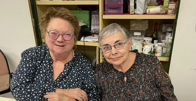 photo  martine pineau, reconduite à la présidence, et annie bouchard, trésorière.  &copy;  le maine libre 