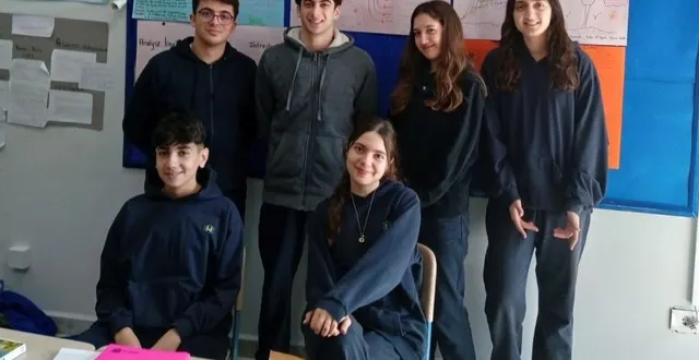 photo  chadi kaakour, kassem el khatib, rayan arkadan, yasmina kabalan, joëlle el chami et yara moustapha, les six élèves libanais qui s’apprêtaient à venir au mans la semaine prochaine. en raison des bombardements que subit leur ville, le voyage scolaire est reporté.  &copy;  amal samia 