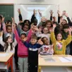 photo  marine simon, professeure des écoles à l’école du gai levant, (à droite), est venue faire la classe à ses élèves et leurs correspondants à l’école bourgeteau, jeudi 19 mars 2026, dans le cadre d’un échange scolaire tout au long de la semaine. 