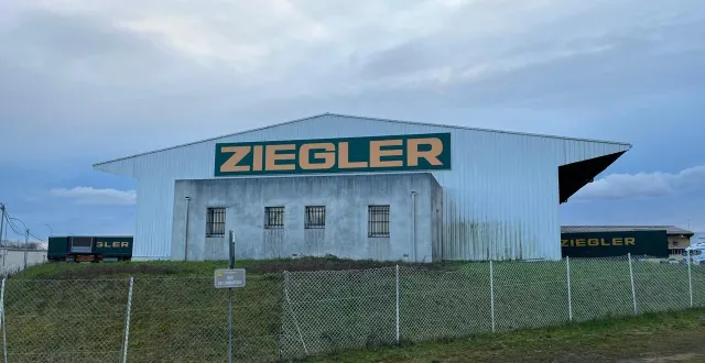 photo  une manifestation d’ampleur est annoncée devant le site vendéen des transports ziegler, aux herbiers, mardi 24 mars 2026.  &copy;  ouest-france 