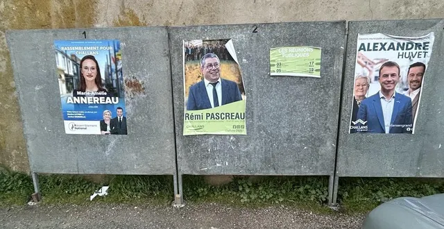 photo  le rassemblement national dépose une plainte après des croix gammées sur ses affiches à challans.  &copy;  ouest-france 