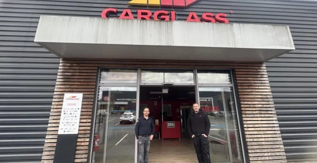 photo  le nouveau centre carglass est installé avenue jean-monnet, à la ferté-bernard.  &copy;  carglass 