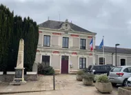 photo  à soulaire-et-bourg, le taux de participation a été de 66 % pour ce premier tour des élections dont la sincérité du vote est contestée. 