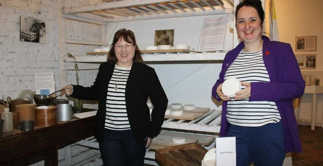 photo  sandrine hammonds et jessica joseph seront les hôtesses et les guides pour cette nouvelle saison touristique au musée du camembert.  &copy;  ouest-france 