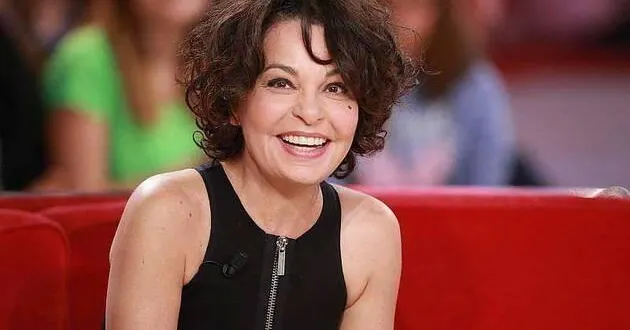 photo  isabelle mergault en 2017, l’année de la publication de son premier roman, « un escargot tout chaud »  &copy;  dr 