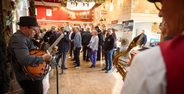 photo  bressuire, vendredi 20 mars. la 76e foire expo se prolonge jusqu’à lundi.  &copy;  photo co - donatien millet 