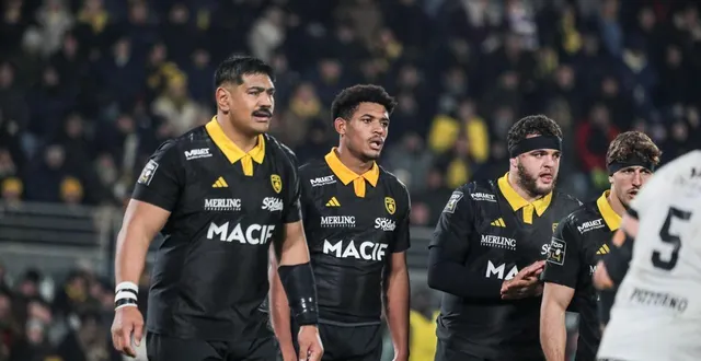 photo  will skelton (à gauche) prendra d’abord place sur le banc, contrairement à charles kanté samba (au centre).  &copy;  co - jordan magneron 