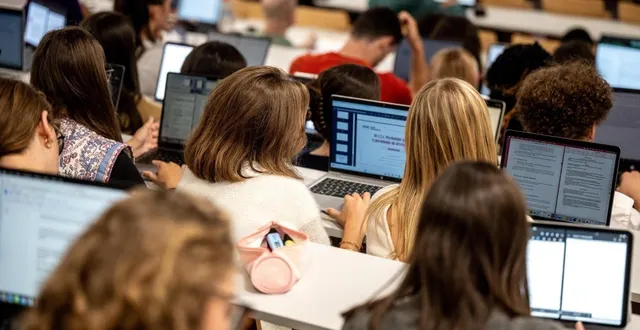 photo  le professeur avait été suspendu quatre mois par l’université d’angers (maine-et-loire). photo d’illustration.  &copy;  guillaume saligot / ouest-france 
