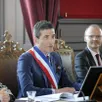 photo  jérôme baloge (au milieu) entouré de florence villes et nicolas videau, respectivement quatrième et troisième adjoints au maire. 