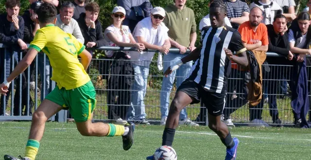 photo  mamadou diallo.  &copy;  françois maisonneuve 