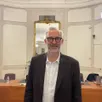 photo  jean-françois brisset est le nouveau maire de flers, dans l’orne, il a été élu lors du conseil municipal d’installation ce vendredi 20 mars 2026. 
