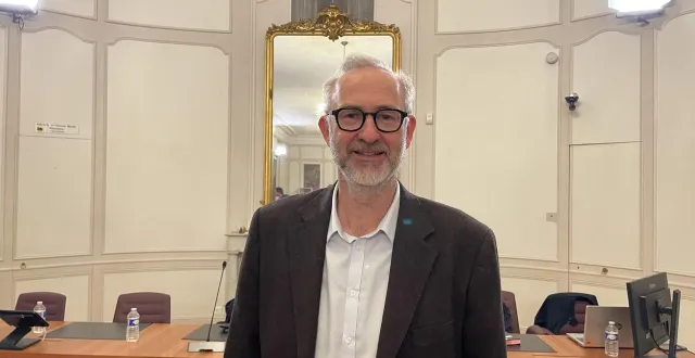 photo  jean-françois brisset est le nouveau maire de flers, dans l’orne, il a été élu lors du conseil municipal d’installation ce vendredi 20 mars 2026.  &copy;  ouest-france 