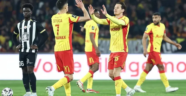 photo  lens, 20 mars. machine et les angevins ont coulé face au rc lens de sotoca et thauvin.  &copy;  afp 