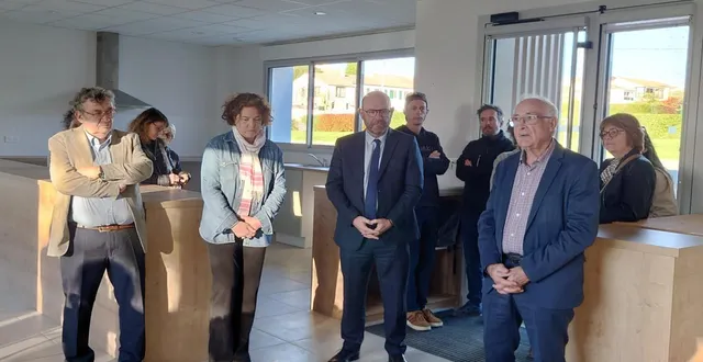 photo  pierre-yves marolleau, hélène simon, philippe mouiller et roland motard lors de l’inauguration.  &copy;  co 