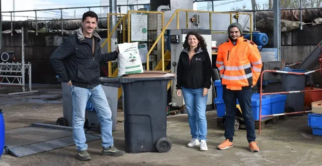 photo  de gauche à droite : adrien lanté, cofondateur des alchimistes, blandine copie, responsable prévention des déchets des 3rd’anjou, et hugo veidie, animateur des 3rd’anjou.  &copy;  co 